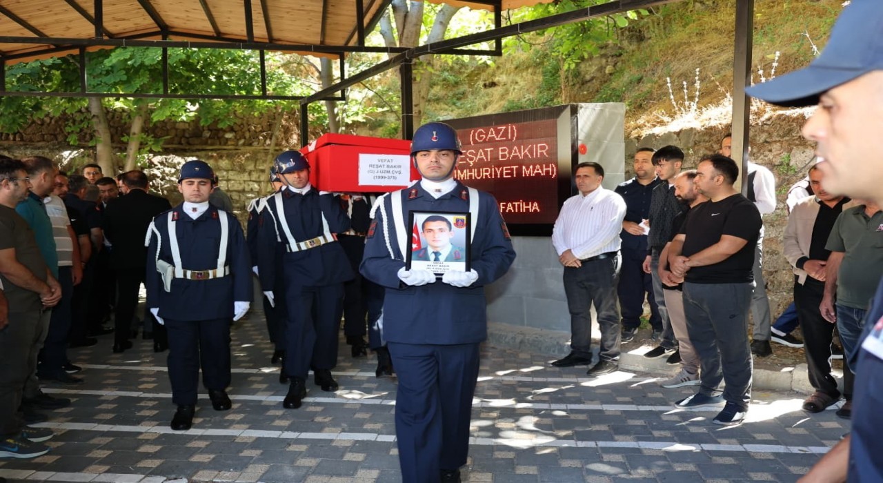 Bünyanlı Gazi Reşat Bakır son yolculuğuna uğurlandı