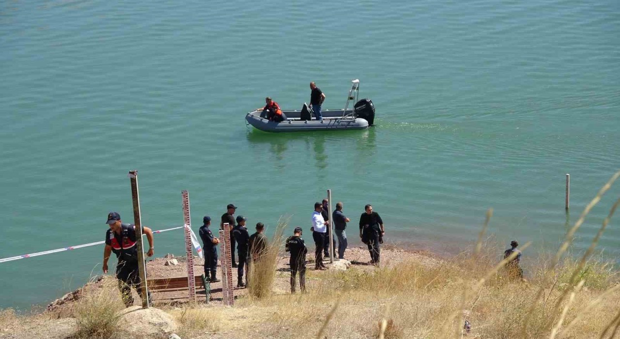 Burdurda barajda kaybolduğu düşünülen emekli polis için arama çalışması başlatıldı