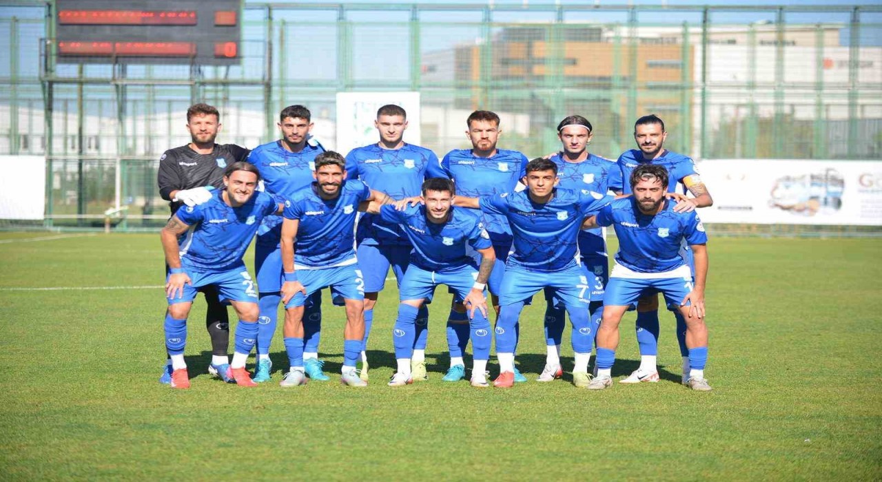 Bursa Yıldırımspor evinde Edirnesporu devirdi
