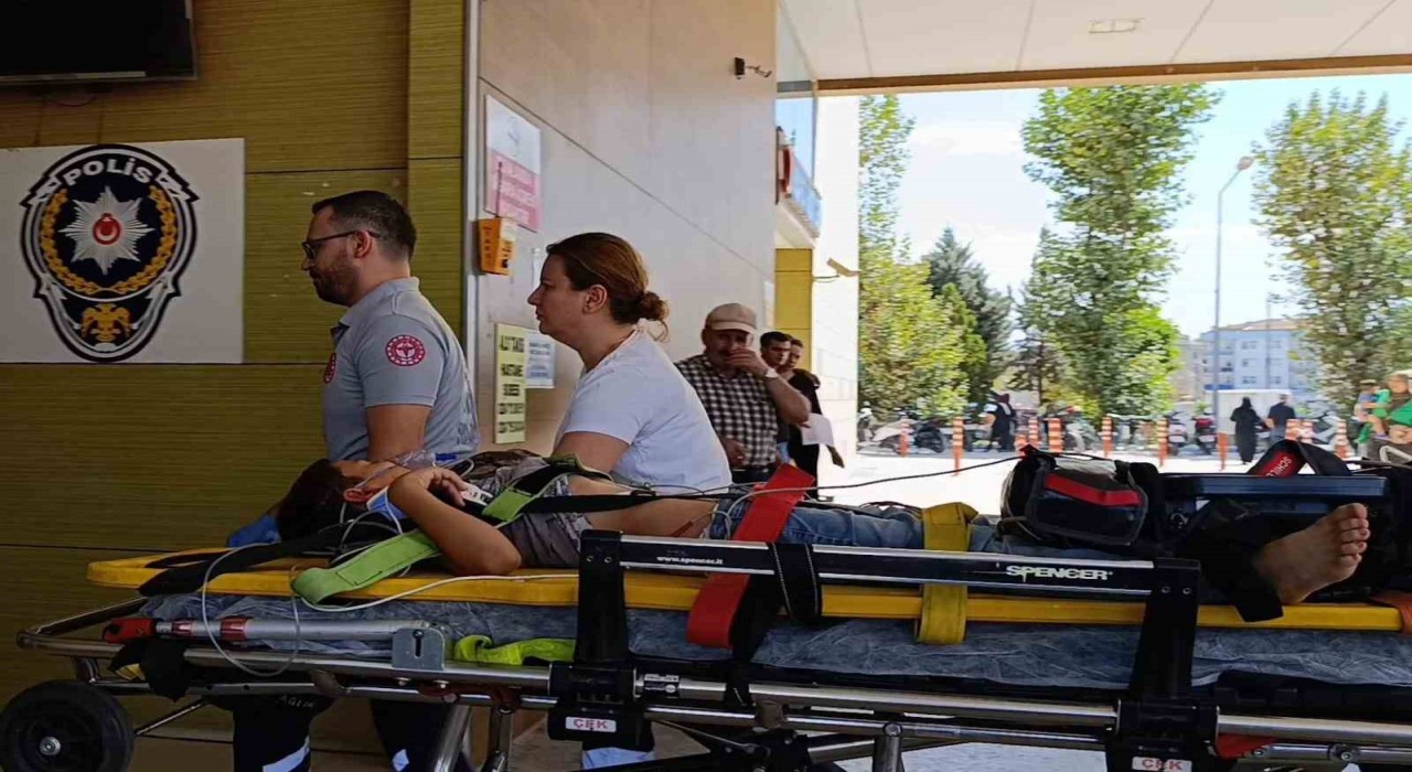 Bursada balkondan düşen 9.yaşındaki çocuk ağır yaralandı