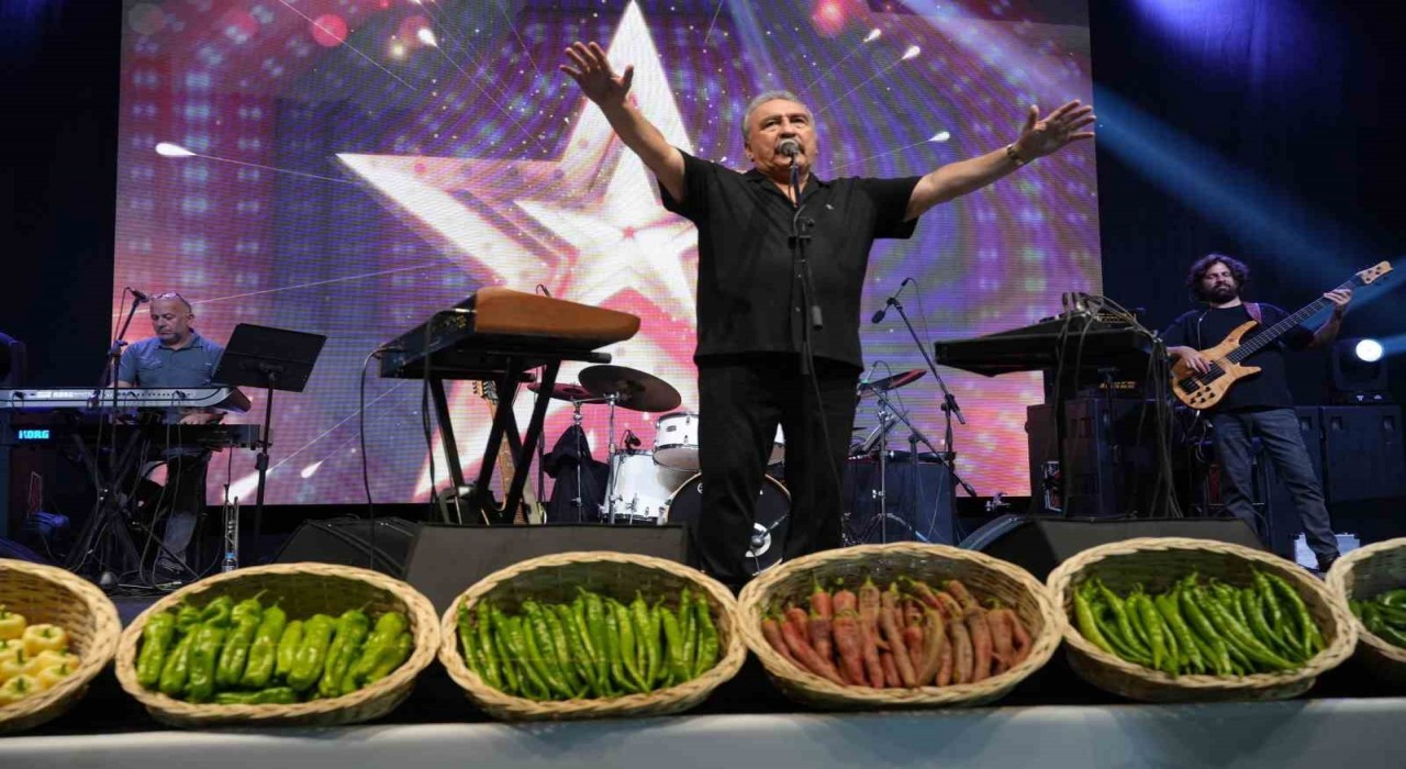 Bursada Pamela ve Ümit Besen rüzgarı