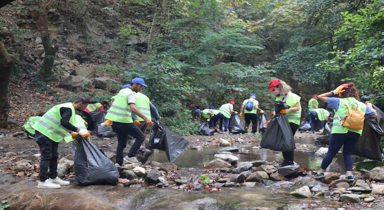 Bursada temizlik harekatı sürüyor