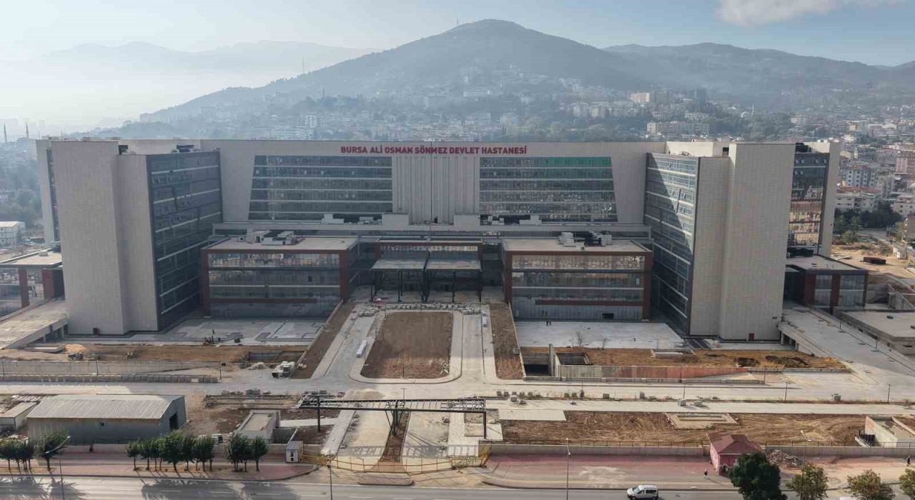 Bursanın en büyük acil servisli hastanesi açılmak için gün sayıyor