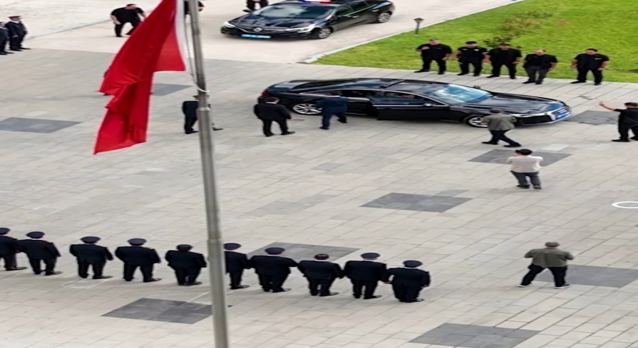 Bursaya atanan yeni Emniyet Müdürü Kadir Gökce görevine başladı