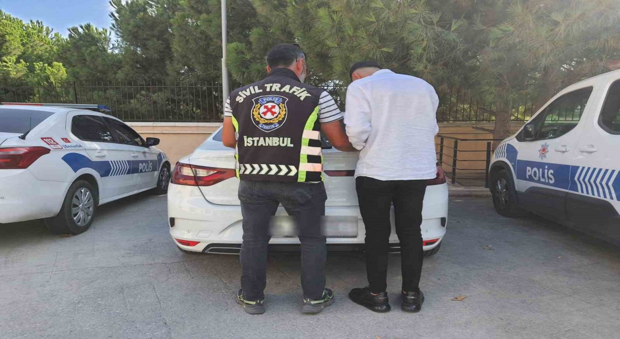 Büyükçekmecede drift atan sürücüye 47 bin TL ceza kesildi