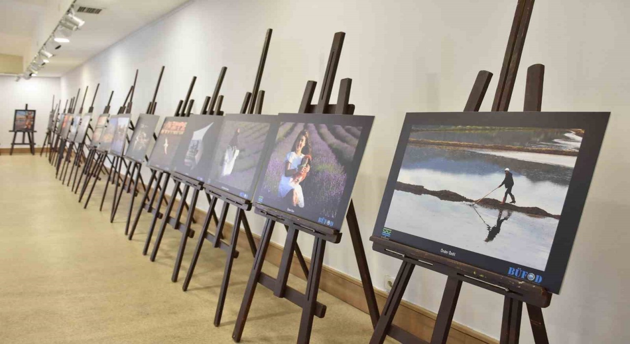 Büyükçekmecede kursiyerlerin dokunuşları fotoğraflarda hayat buldu