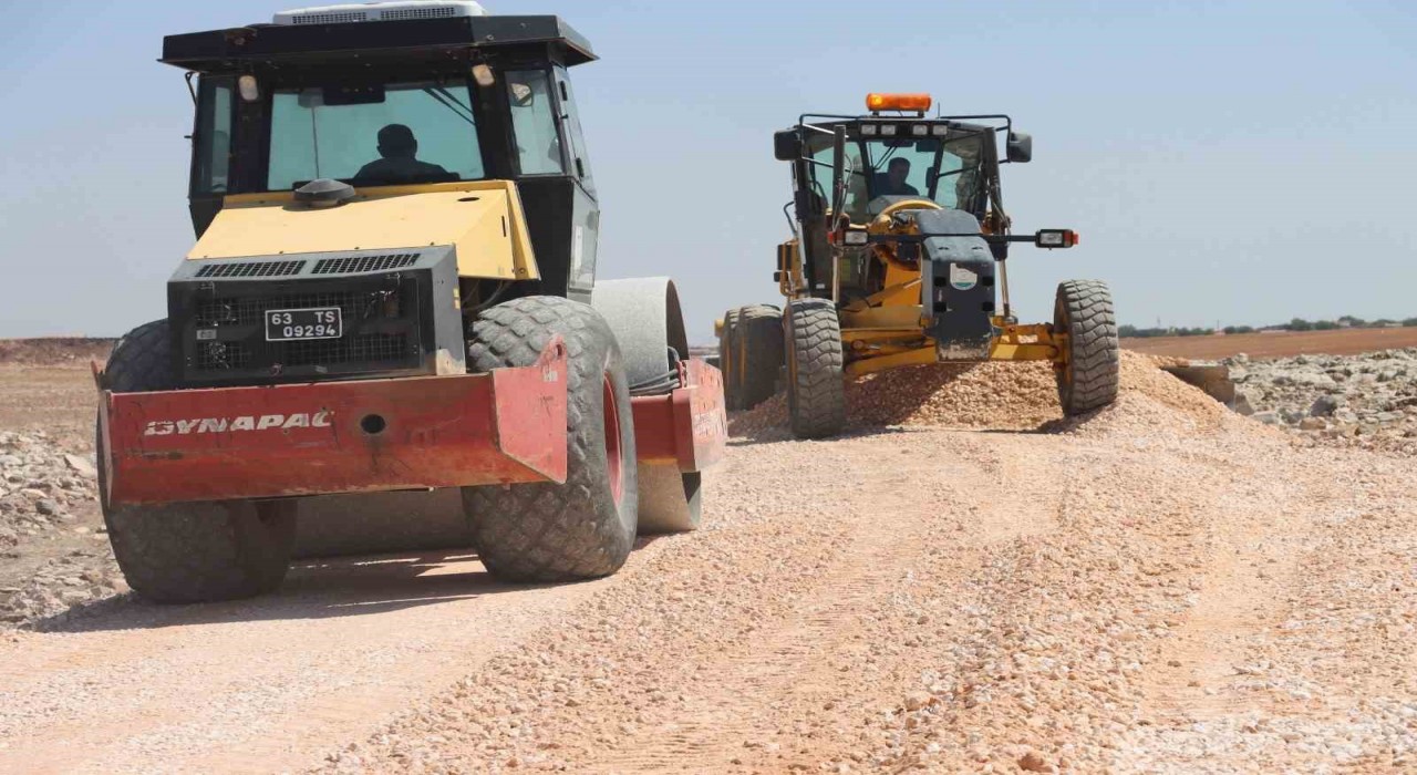 Büyükşehir Siverekte yol atağına geçti