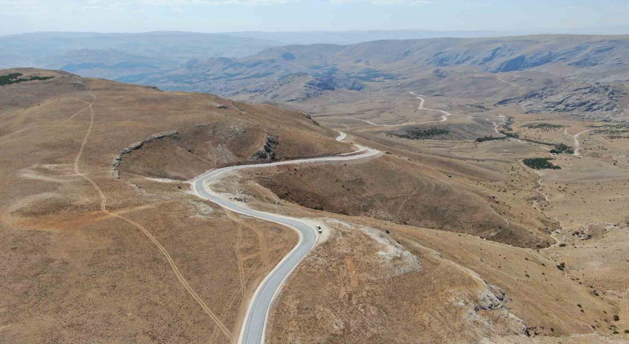 Büyükşehirden kırsala ulaşım yatırımı