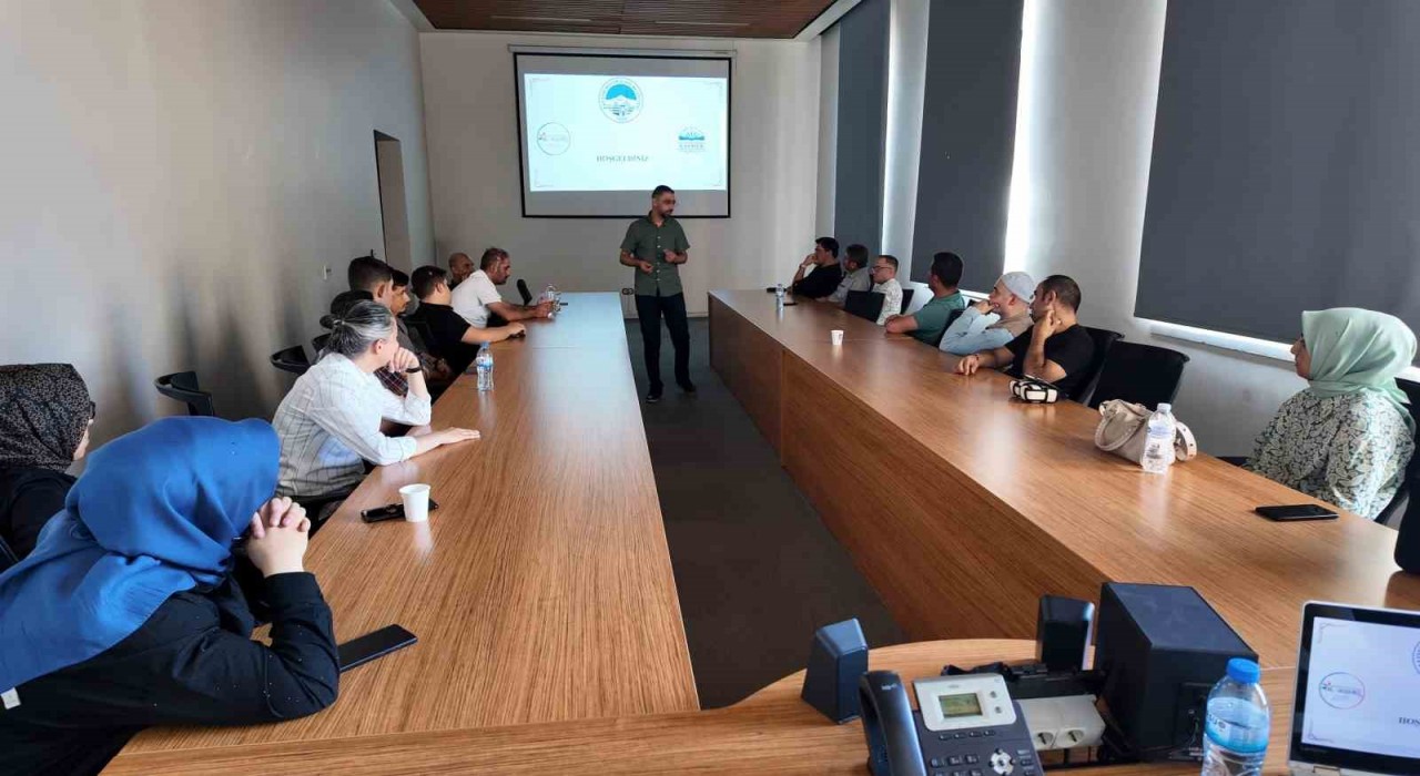 Büyükşehirden Kültür Yolu Festivali öncesi personele ‘iletişim ve hizmet eğitimi