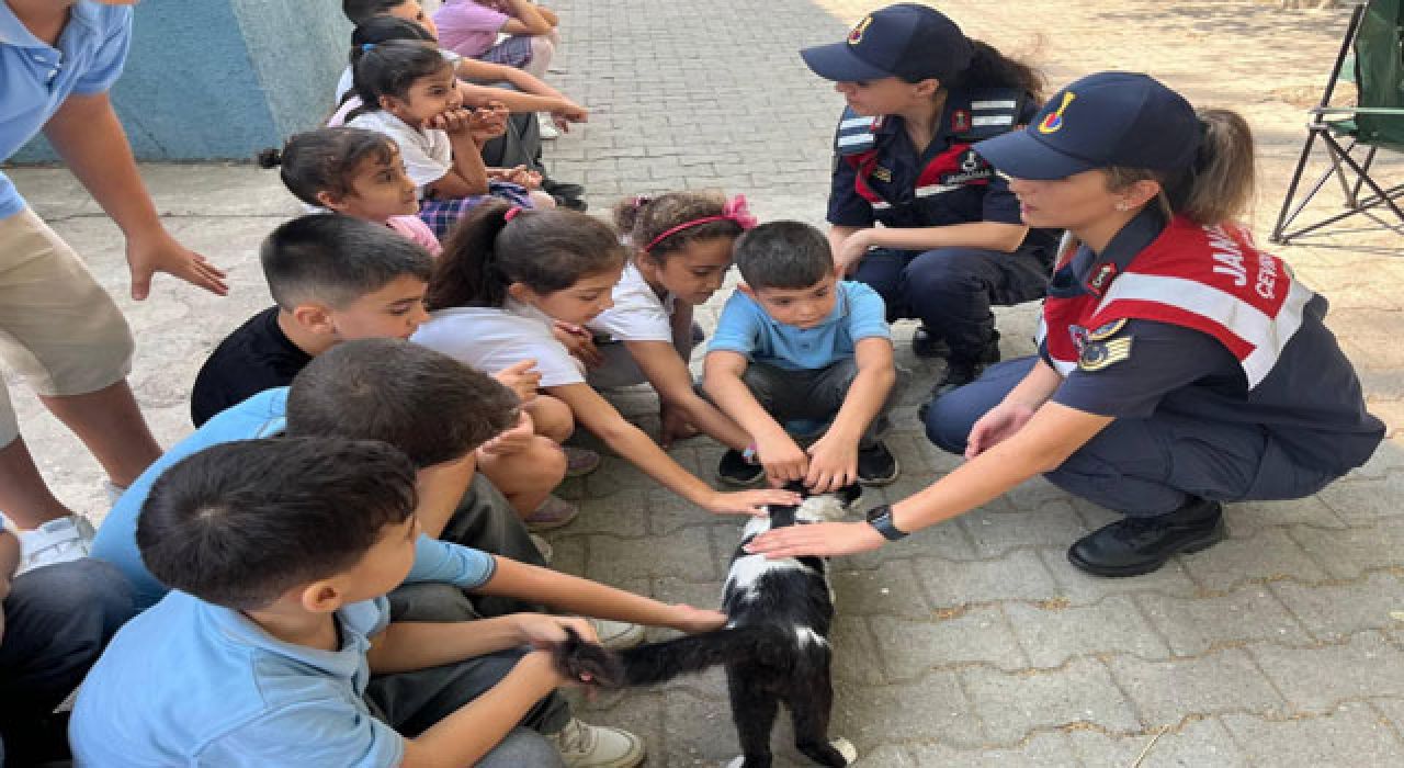 Çağşaklı Çocuklara Jandarma Tanıtıldı