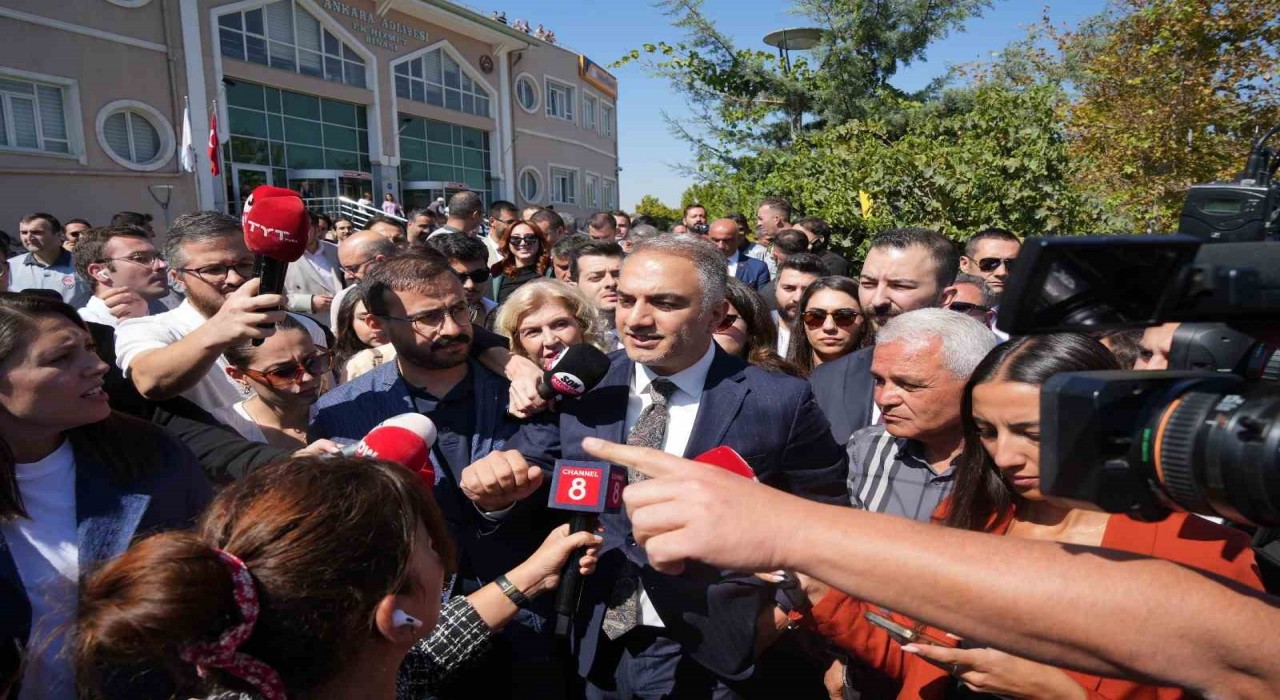 CHPnin 38inci Olağan Kurultayının iptaline ilişkin dava 24 Ekime ertelendi