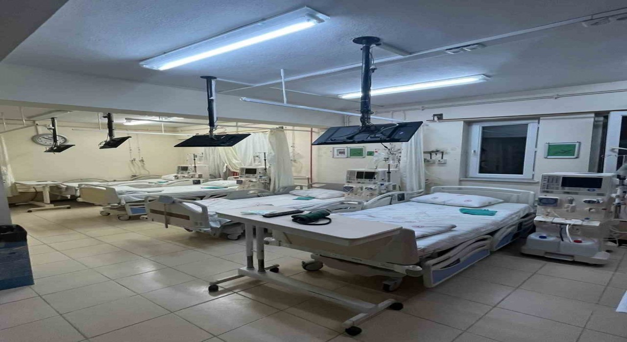 Çifteler Devlet Hastanesine 6 yeni hemodiyaliz cihazı kazandırıldı