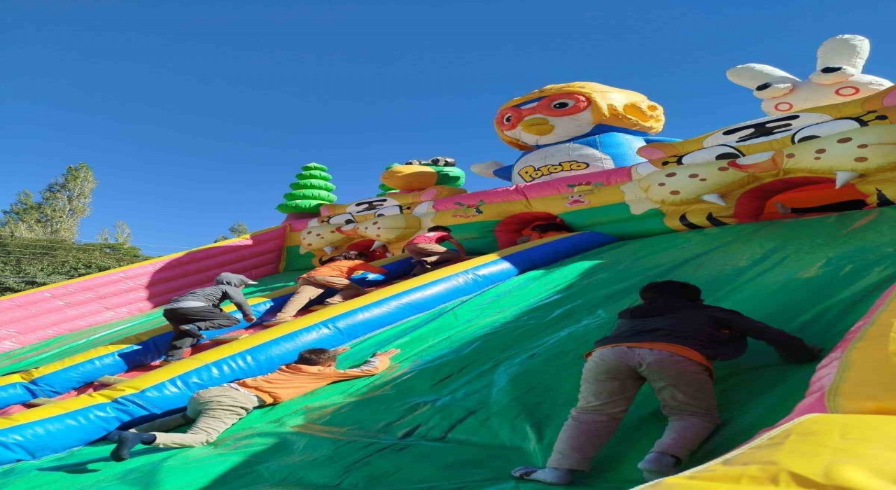 Çıldırda ‘Merkezim Her Yerde projesi köy çocuklarıyla buluştu