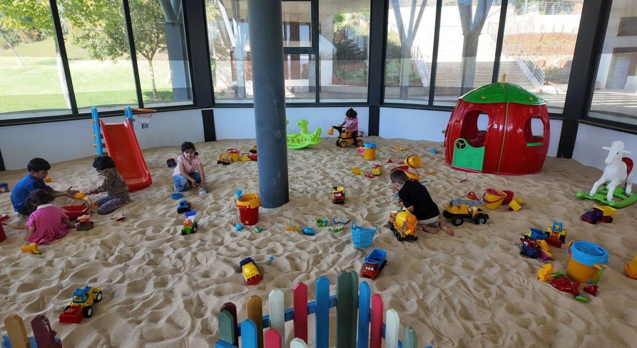 Çocuk oyun dünyası hizmete açıldı