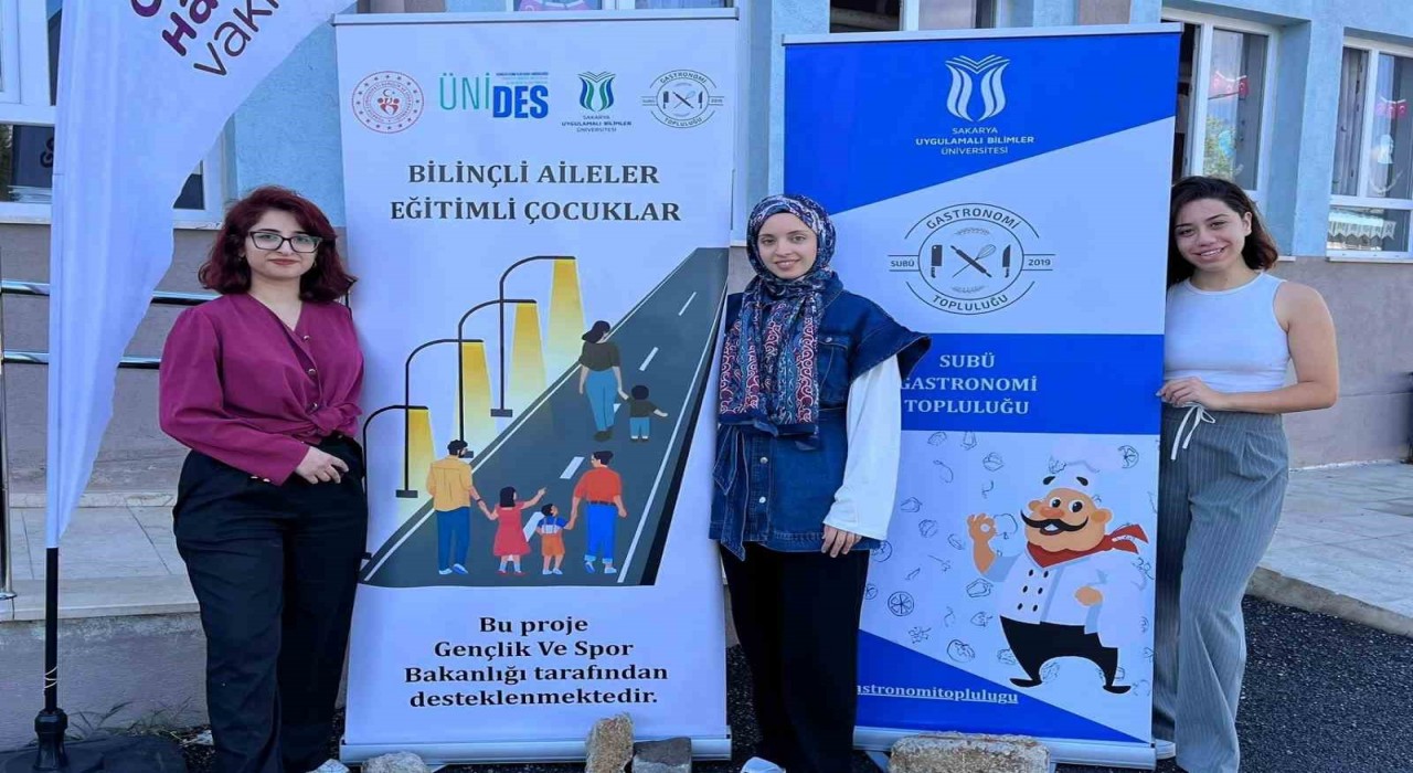 Çocukların eğitimi ve sağlığı için sahadaydılar