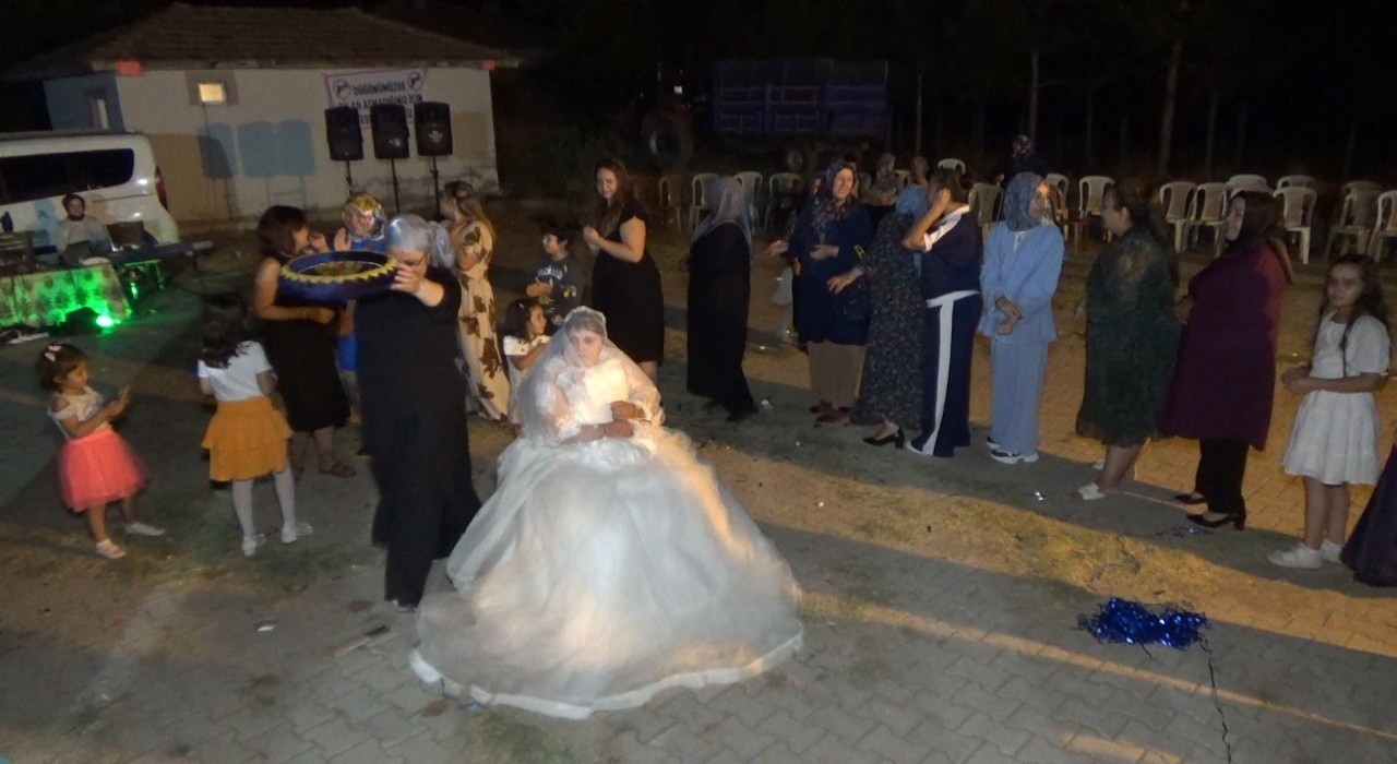 Çorumda Down sendromlu Mesudenin düğün hayali gerçek oldu