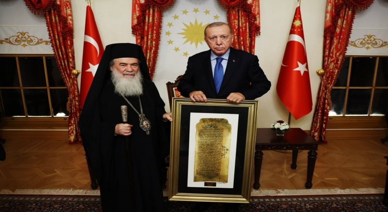 Cumhurbaşkanı Erdoğan, Kudüs Rum Ortodoks Kilisesi Patriği 3üncü Teofilosu kabul etti