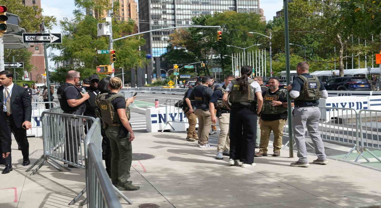 Cumhurbaşkanı Erdoğanın ziyareti öncesinde Türkevi çevresinde güvenlik önlemleri arttırıldı