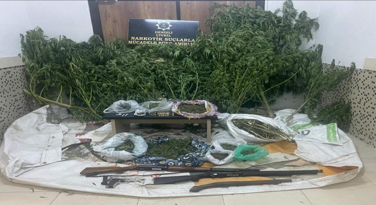 Denizlide evlerinde uyuşturucu madde çıkan 3 zehir tacirinden 2si tutuklandı