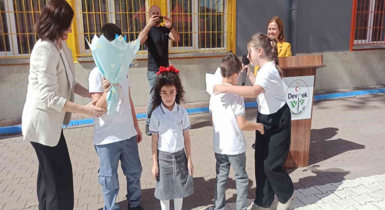 Devrekte İlköğretim haftası kutlama programı