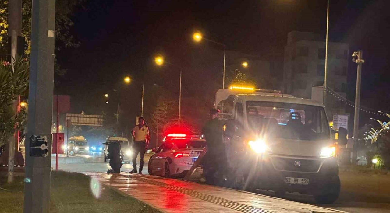 Direğe çarpan motosikletin sürücüsü ağır yaralandı