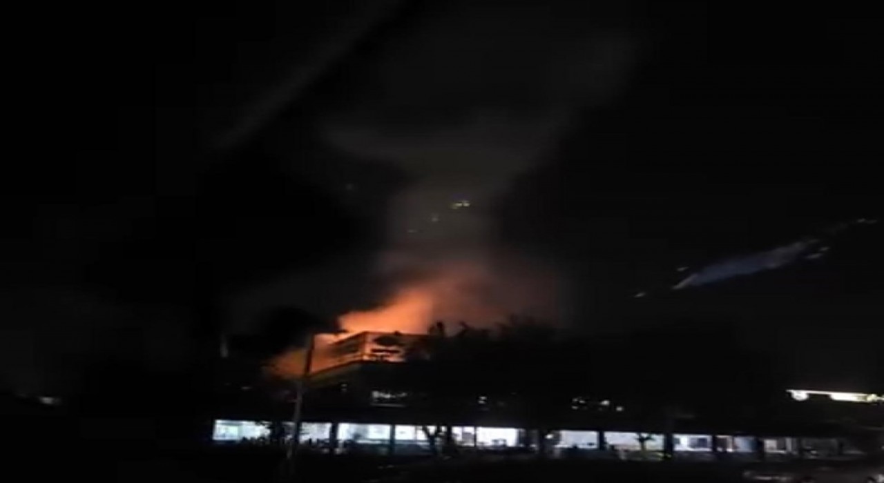 Diyarbakırda bir restoranda yangın: 2 kişi dumandan etkilendi