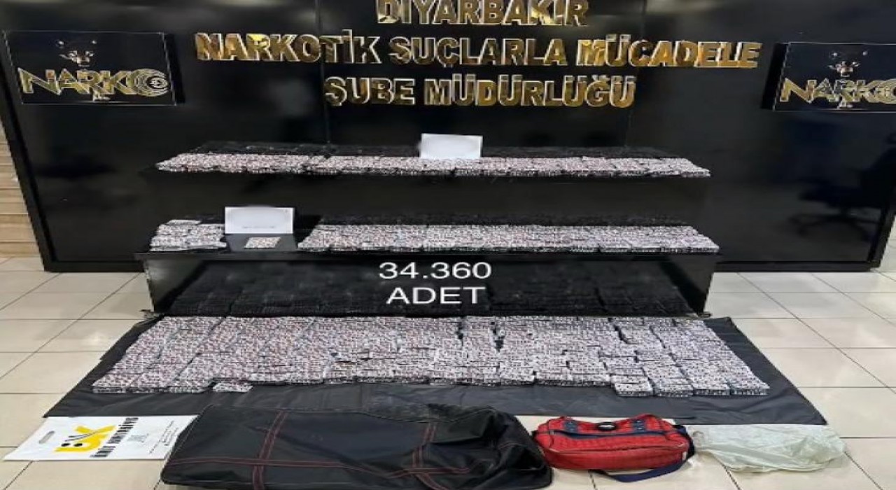 Diyarbakırda uyuşturucu operasyonu: 34 bin adet hap, 2 kilo kokain ele geçirildi