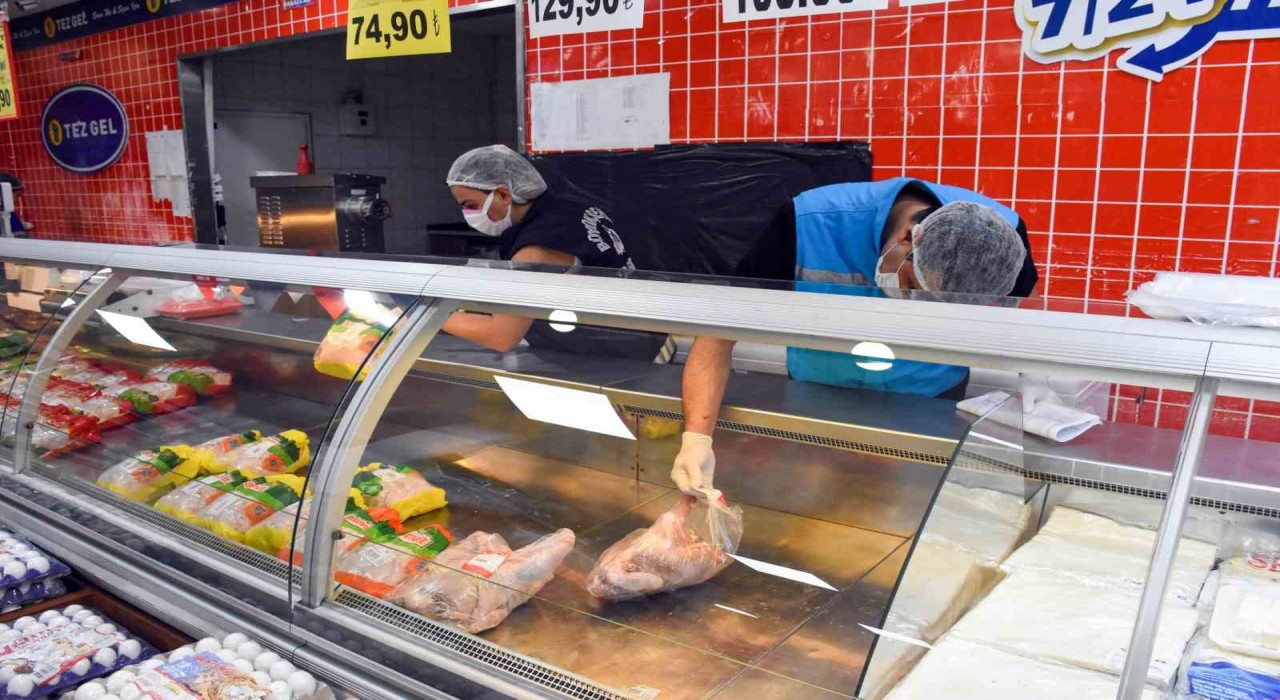 Diyarbakırda yaklaşık 1 ton sağlıksız ürün imha edildi