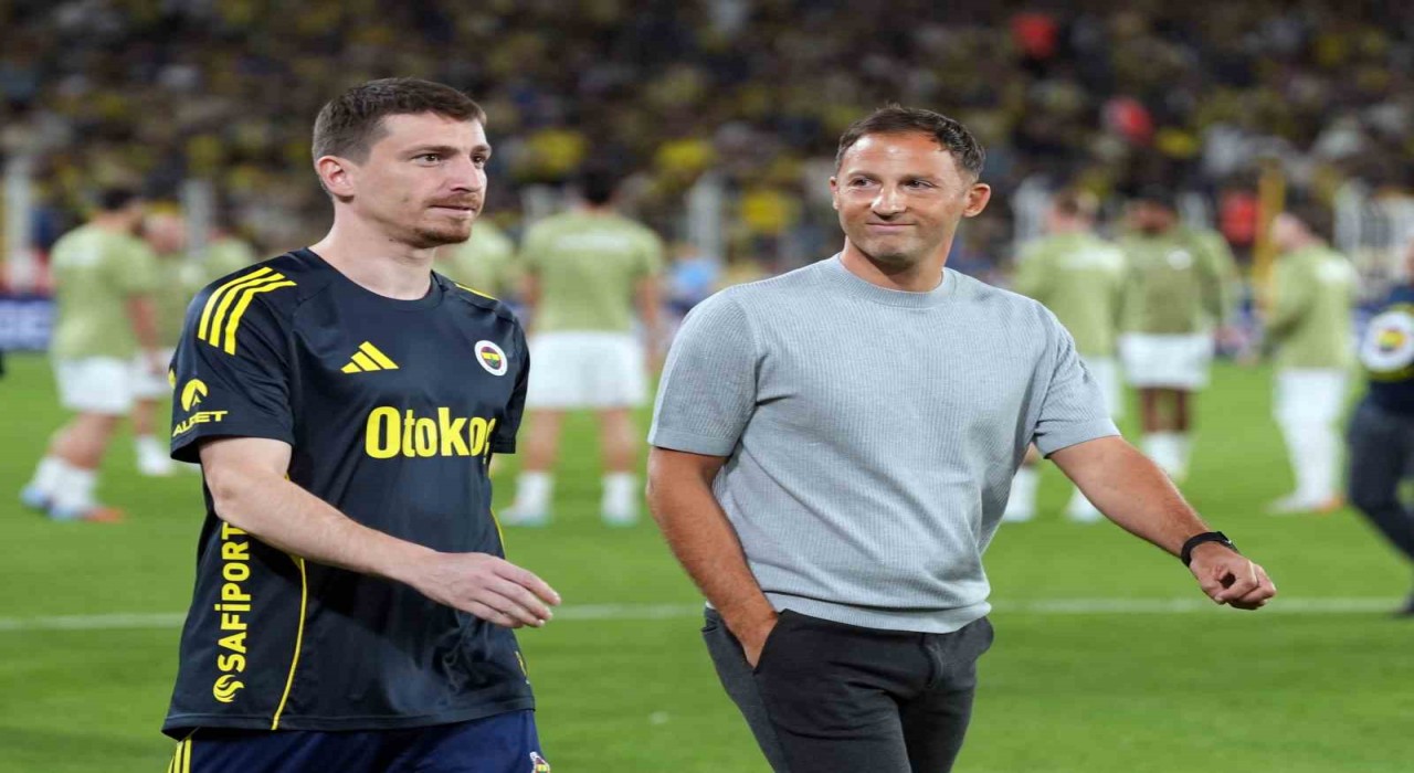 Domenico Tedescodan, 2si zorunlu 3 değişiklik