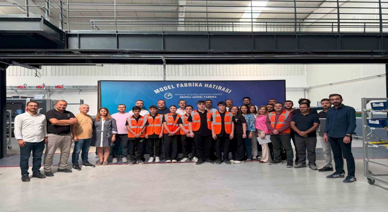 DSO Denizli Model Fabrikada ilk Öğren-Dönüş programı  hayata geçti
