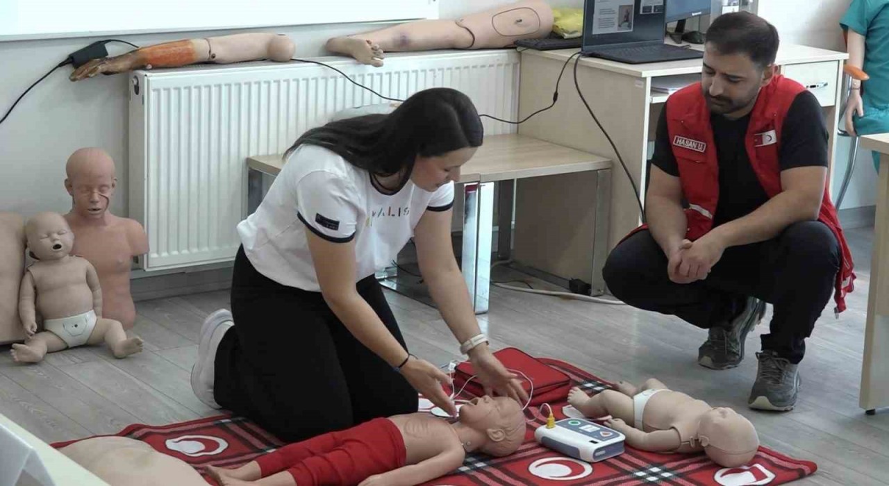 Dünya İlk Yardım Gününde tema iklim değişikliği