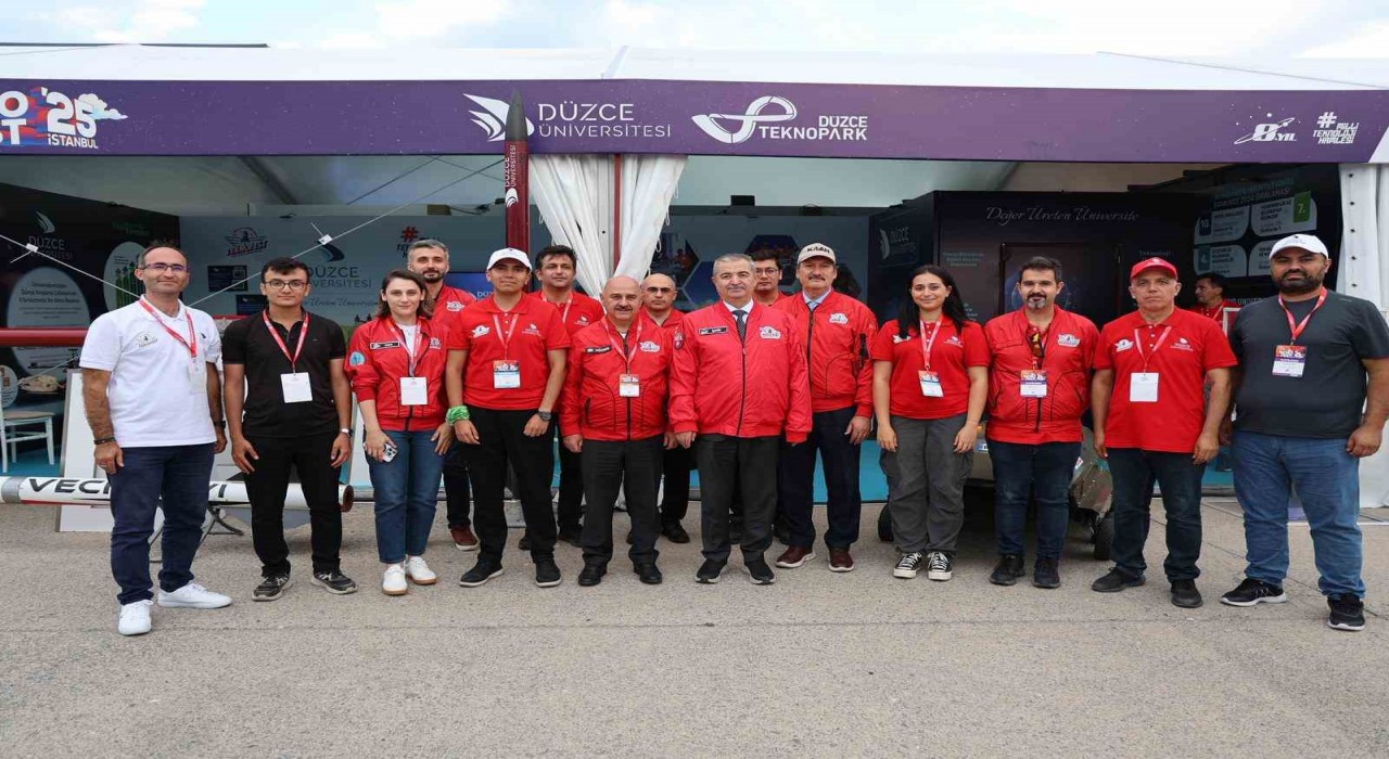 Düzce Üniversitesinden TEKNOFEST 2025te Güçlü İmza