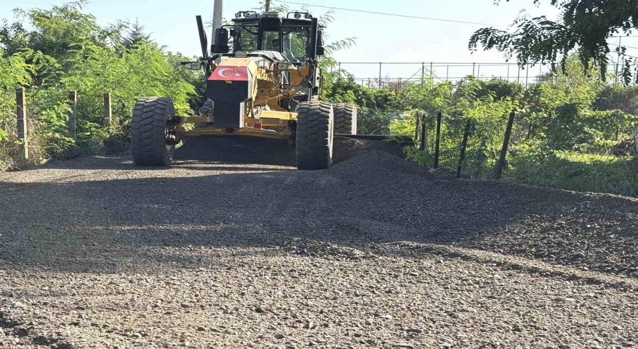 Düzcede köylerde yeni yollar açılıyor