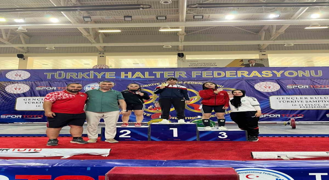 Düzceli sporculardan Türkiye Şampiyonasında büyük başarı