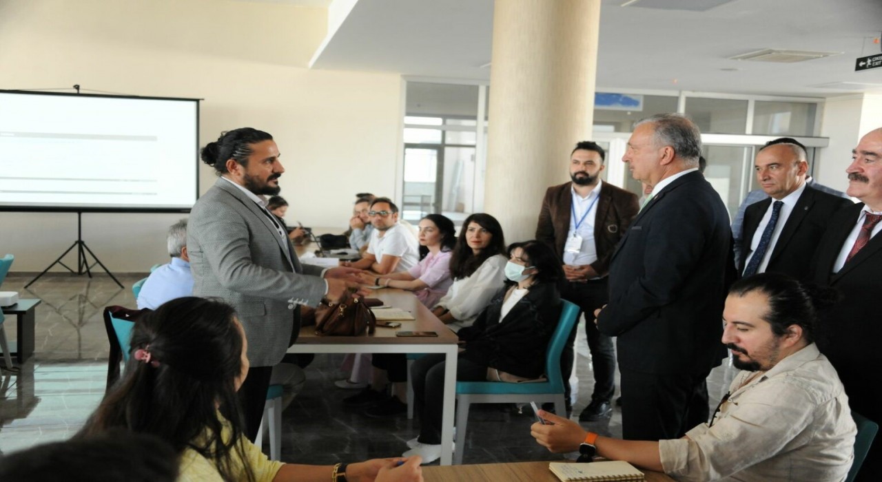 EBYÜde Program Yeterlilikleri Çalıştayı ve Öğretim Yetkinliği Geliştirme Eğitimi gerçekleştirildi