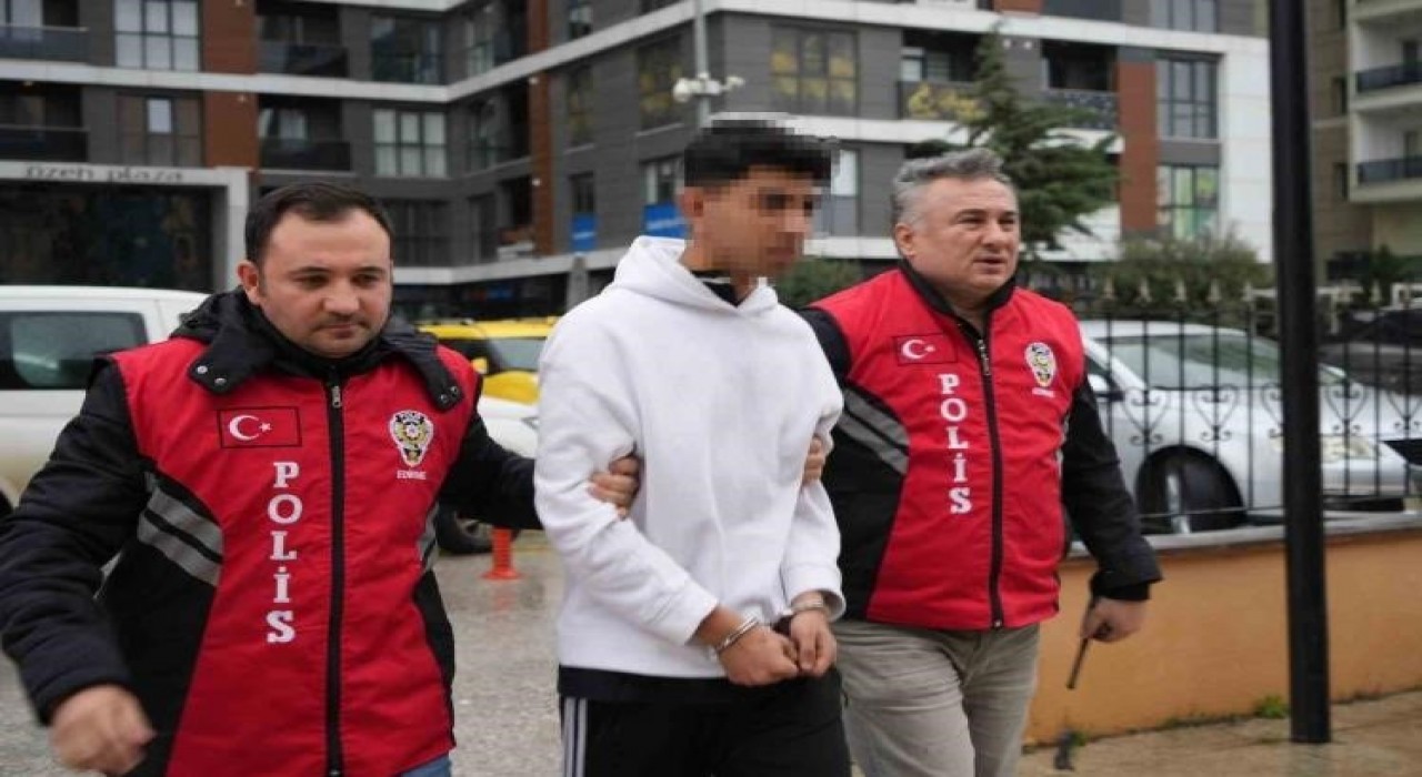 Edirnede 30 bıçak darbesiyle 16 yaşındaki sevgilisini öldürmüştü: İfadesinde mahkeme salonu buz kesti