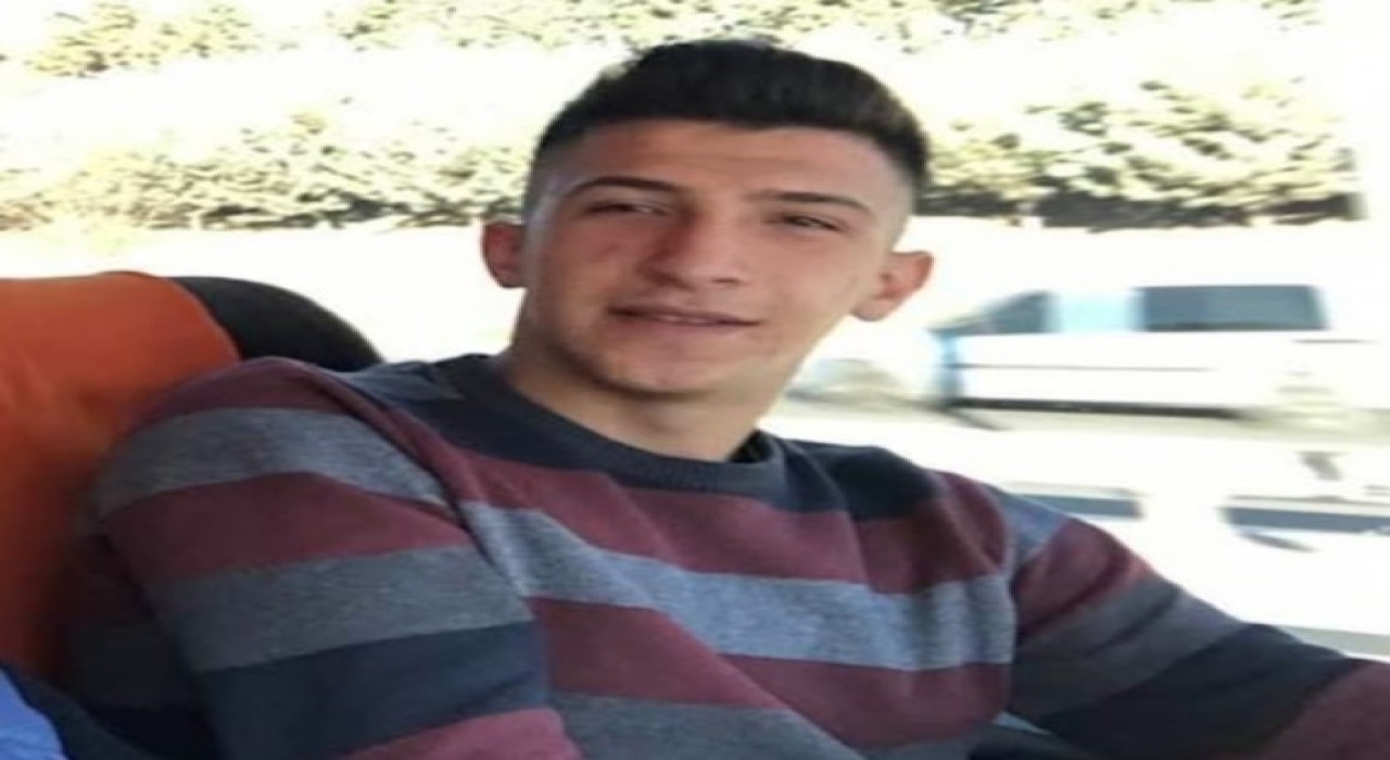 Edirnede genç arabasında ölü bulundu