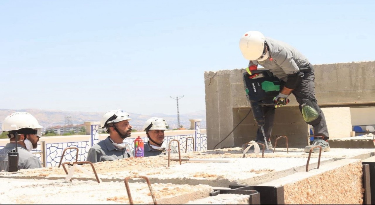 Elazığda arama kurtarma eğitimleri sürüyor