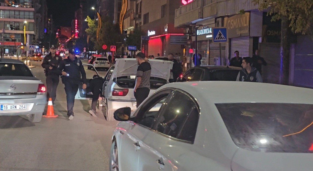 Elazığda aranan 11 şüpheli yakalandı