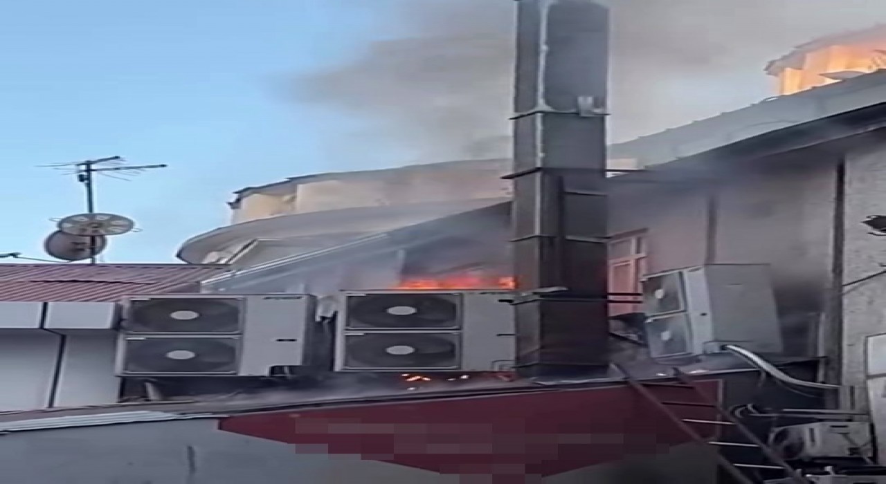 Elazığda çatı yangını