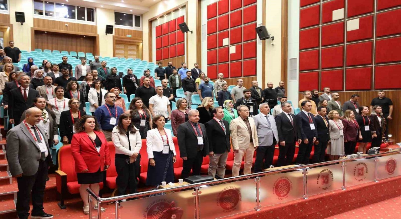 Elazığda Ekstrakorporeal Organ Destek Tedavilerinde Güncel Yaklaşımlar toplantısı