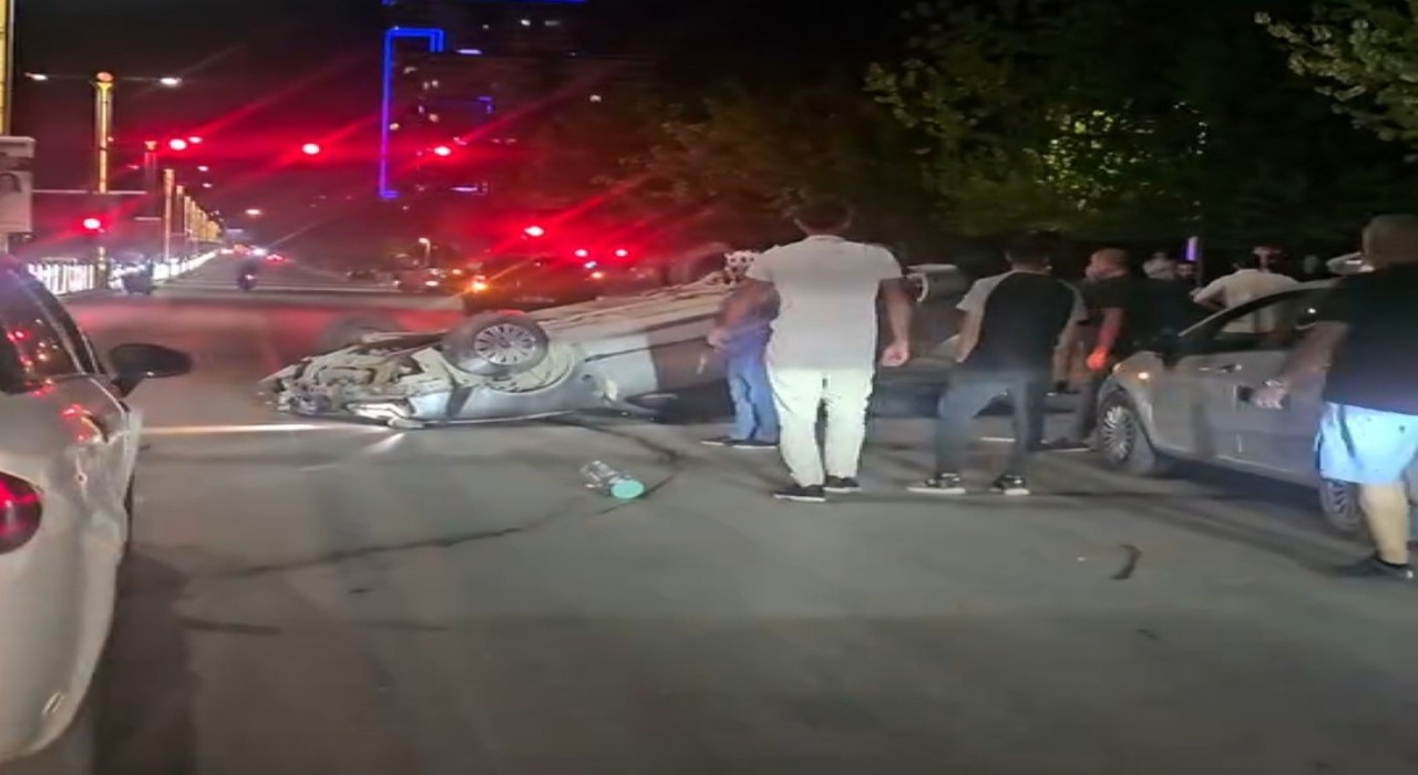 Elazığda kontrolden çıkan otomobil takla attı: 1 yaralı