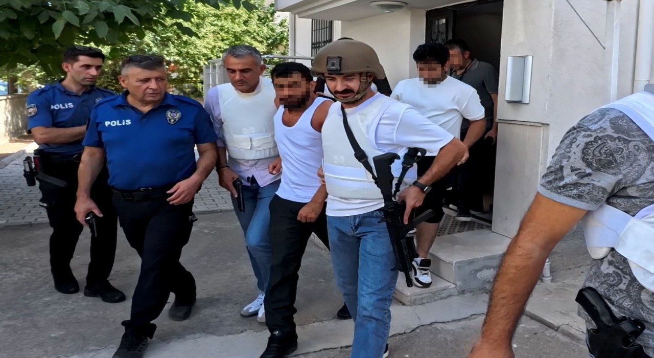 Eli tüfekli şahıs film sahnelerini aratmayan operasyonla böyle yakalandı