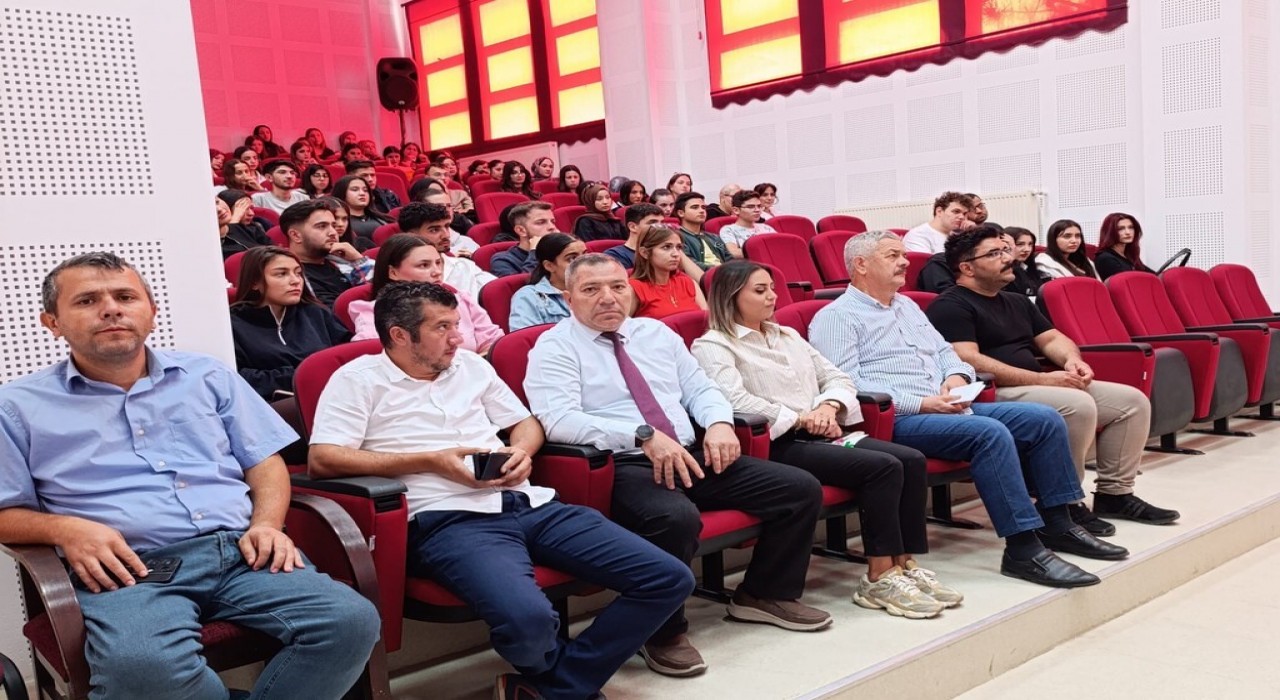 Emet MYOda 2025-2026 eğitim-öğretim yılı oryantasyon program