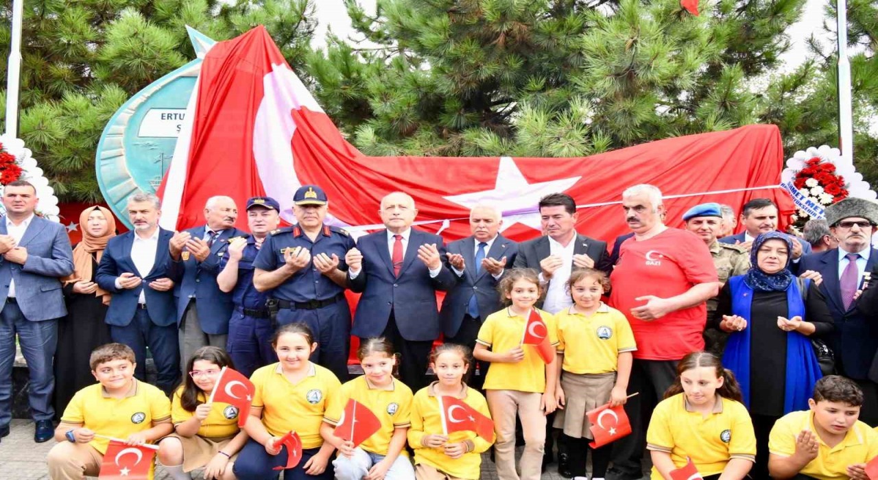 Ertuğrul Fırkateyninde şehit olan 71 Trabzonlu asker anısına anıt