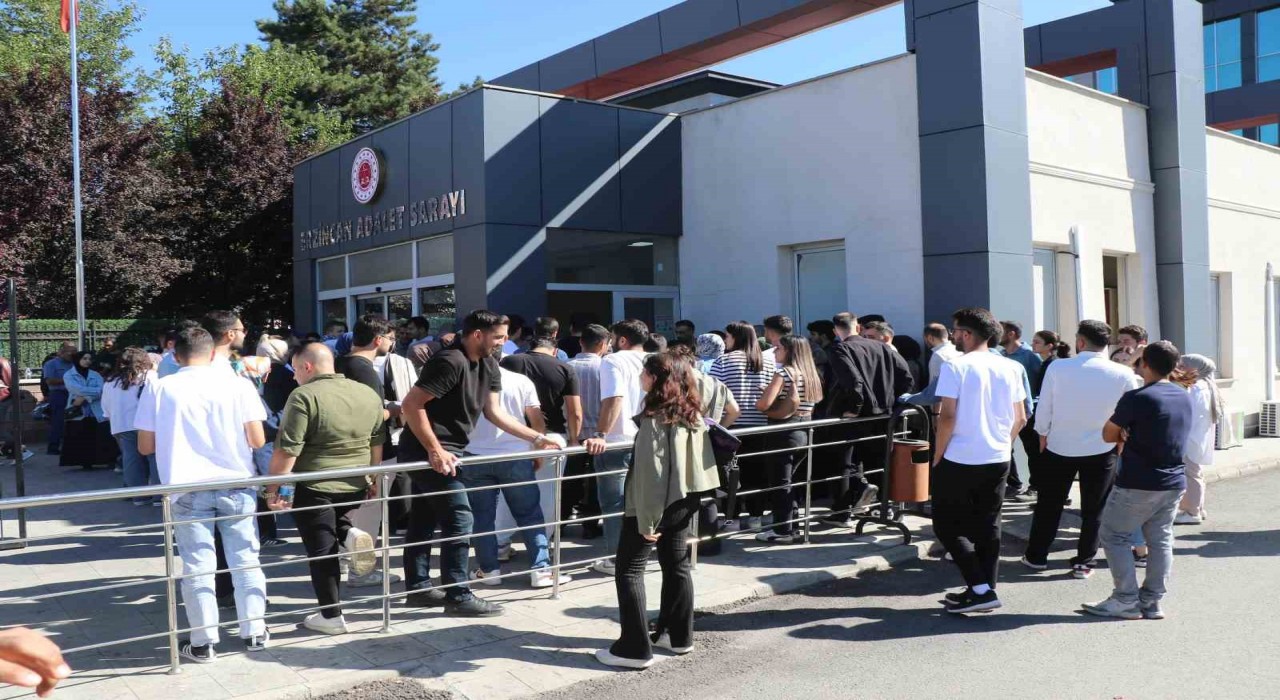 Erzincan Adliyesinde zabıt katipliği sınavı yoğunluğu