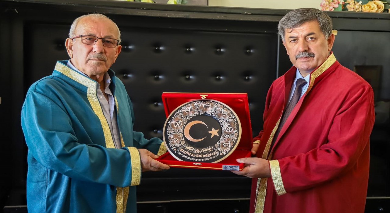 Erzincanda Yılın Ustası unvanı mobilya ustasına