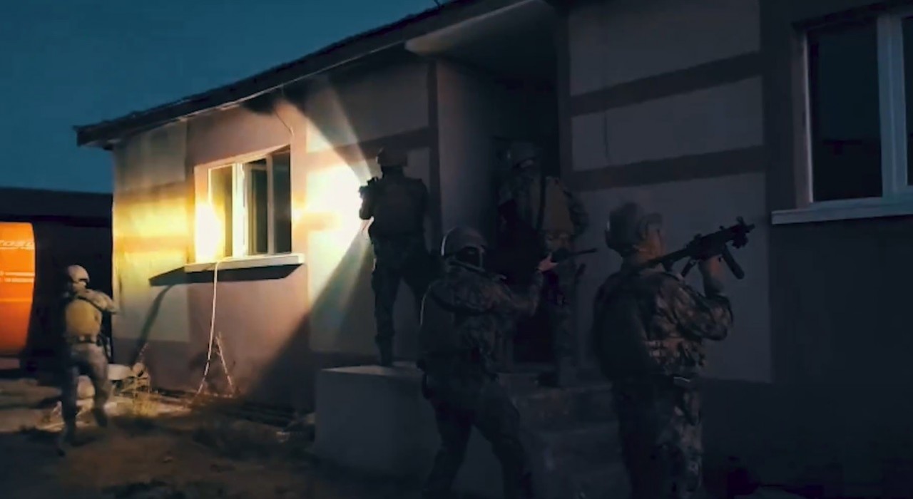 Erzincanın da aralarında bulunduğu 49 ilde mali suç örgütlerine yönelik operasyon