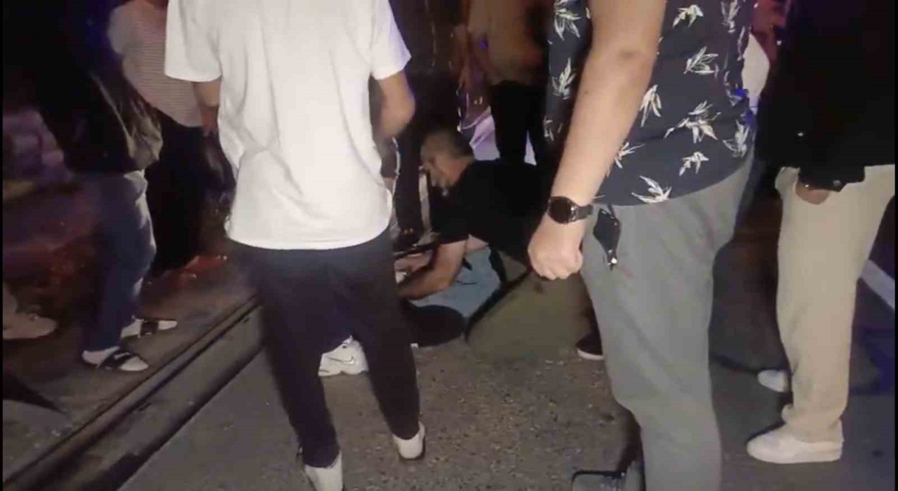 Esenlerde kazan yapan araç alev aldı: 5 yaralı