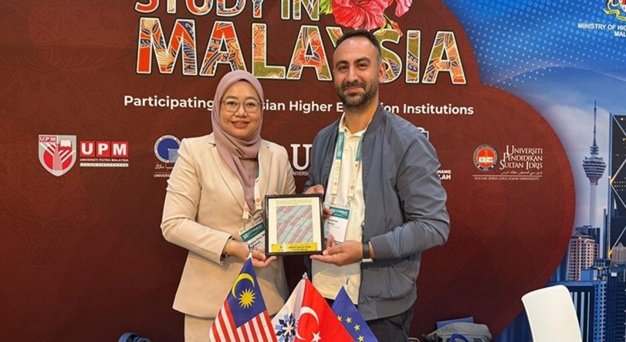 ETÜ, İsveçte düzenlenen Avrupa Uluslararası Eğitim Birliği Fuarında uluslararası iş birliklerine yenilerini ekledi